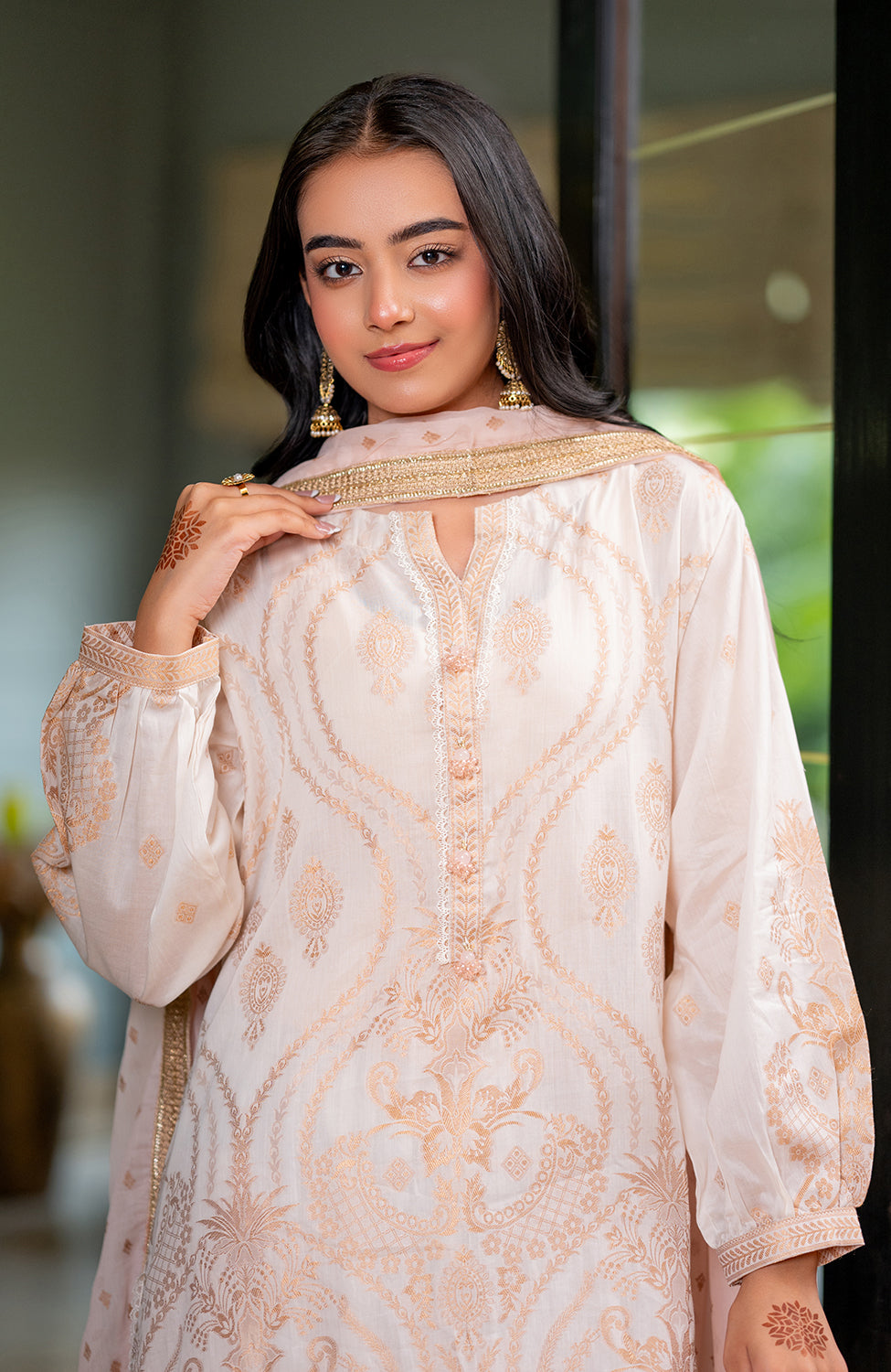 Ready to Wear 3 Piece Banarsi Lawn Formal Suit