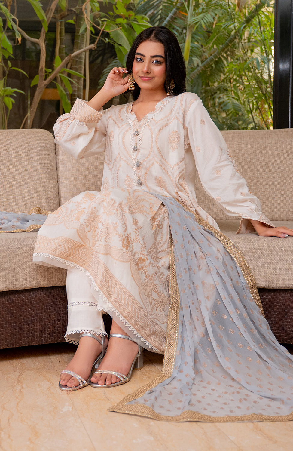 Ready to Wear 3 Piece Banarsi Lawn Formal Suit