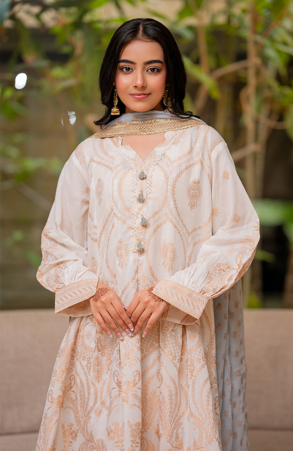 Ready to Wear 3 Piece Banarsi Lawn Formal Suit