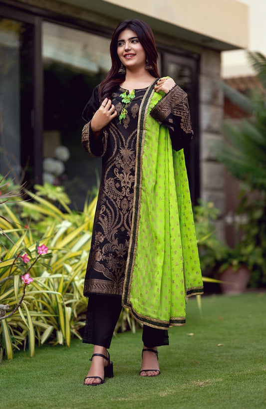 Ready to Wear 3 Piece Banarsi Lawn Formal Suit