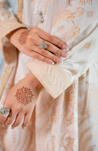 Ready to Wear 3 Piece Banarsi Lawn Formal Suit