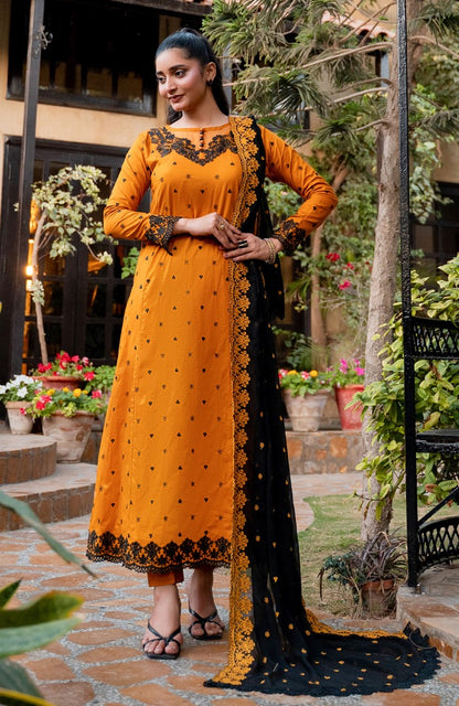 Ready to Wear 3 Piece Embroidered Lawn Suit